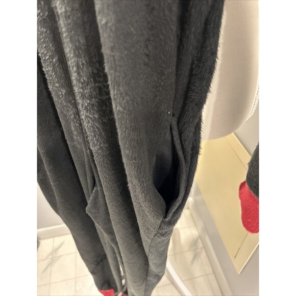 Harry Potter Gryffindor Fleece One Piece Pajamas Costume PJs S 4/6 Halloween - Picture 6 of 6